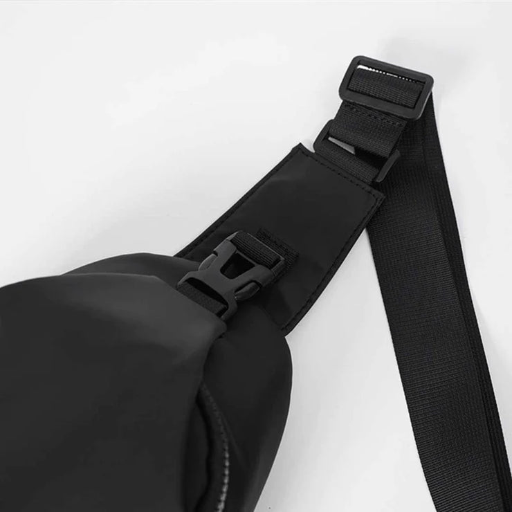 KANGAROO CROSS BODY BAG